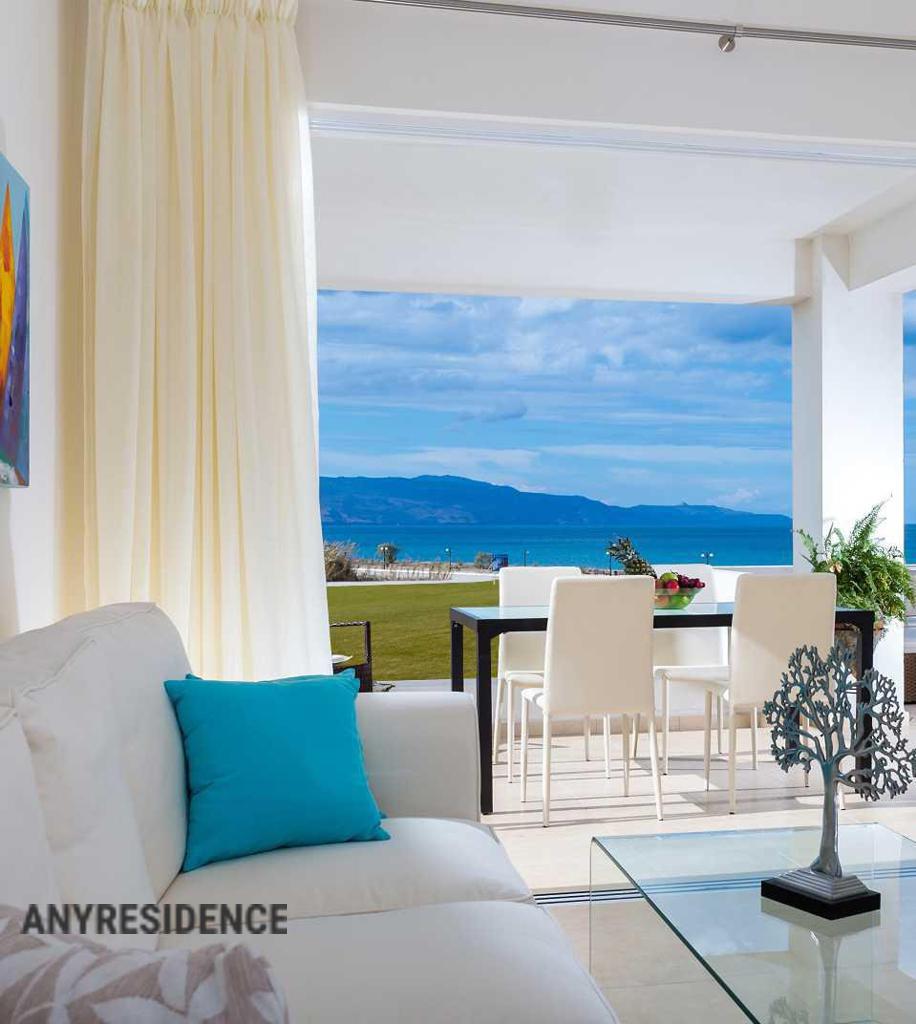 Penthouse in Crete, photo #4, listing #2369265