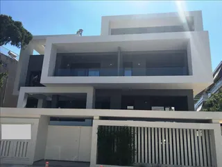 Complex in Vouliagmeni in Vouliagmeni