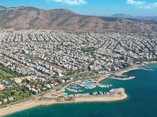 Oinois in Glyfada
