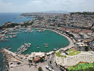 Akti Koumoundourou 8 – K1 in Piraeus