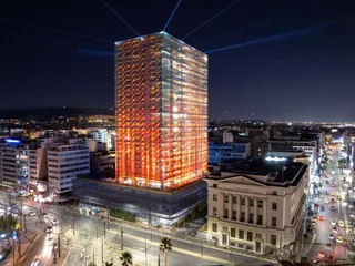 Leosthenous 21-23 in Piraeus