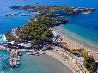 Voula Nafsikas in Voula