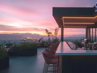 V2 PLAZA in Keramikos