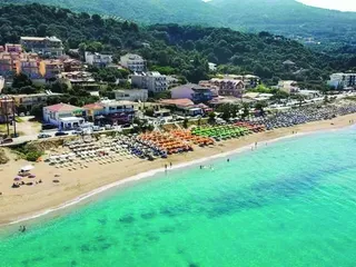 YPAPANTIS in Attica