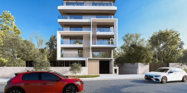 81 Inois in Glyfada