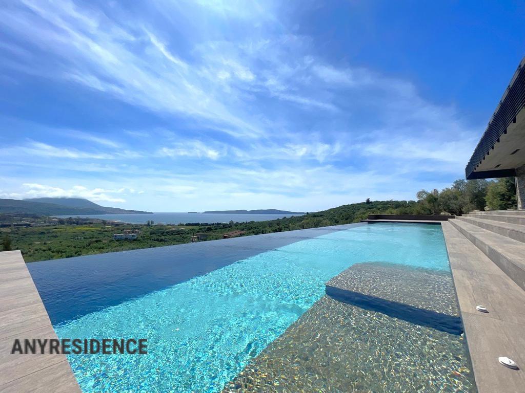 10 room villa in Peloponnese, photo #6, listing #2015414