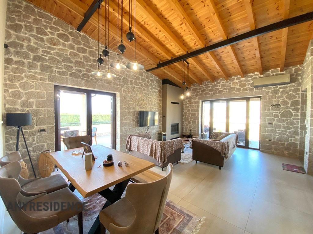 Villa in Peloponnese, photo #4, listing #2365592
