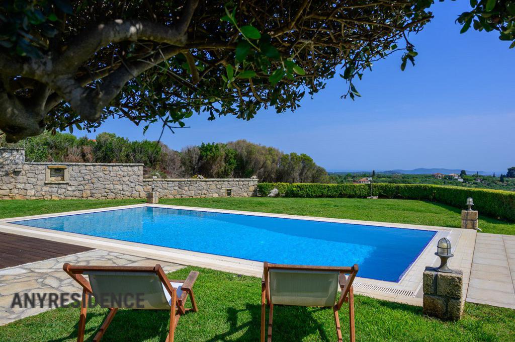Villa in Peloponnese, photo #3, listing #2367754